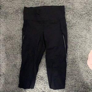 Lululemon cropped black mesh leggings